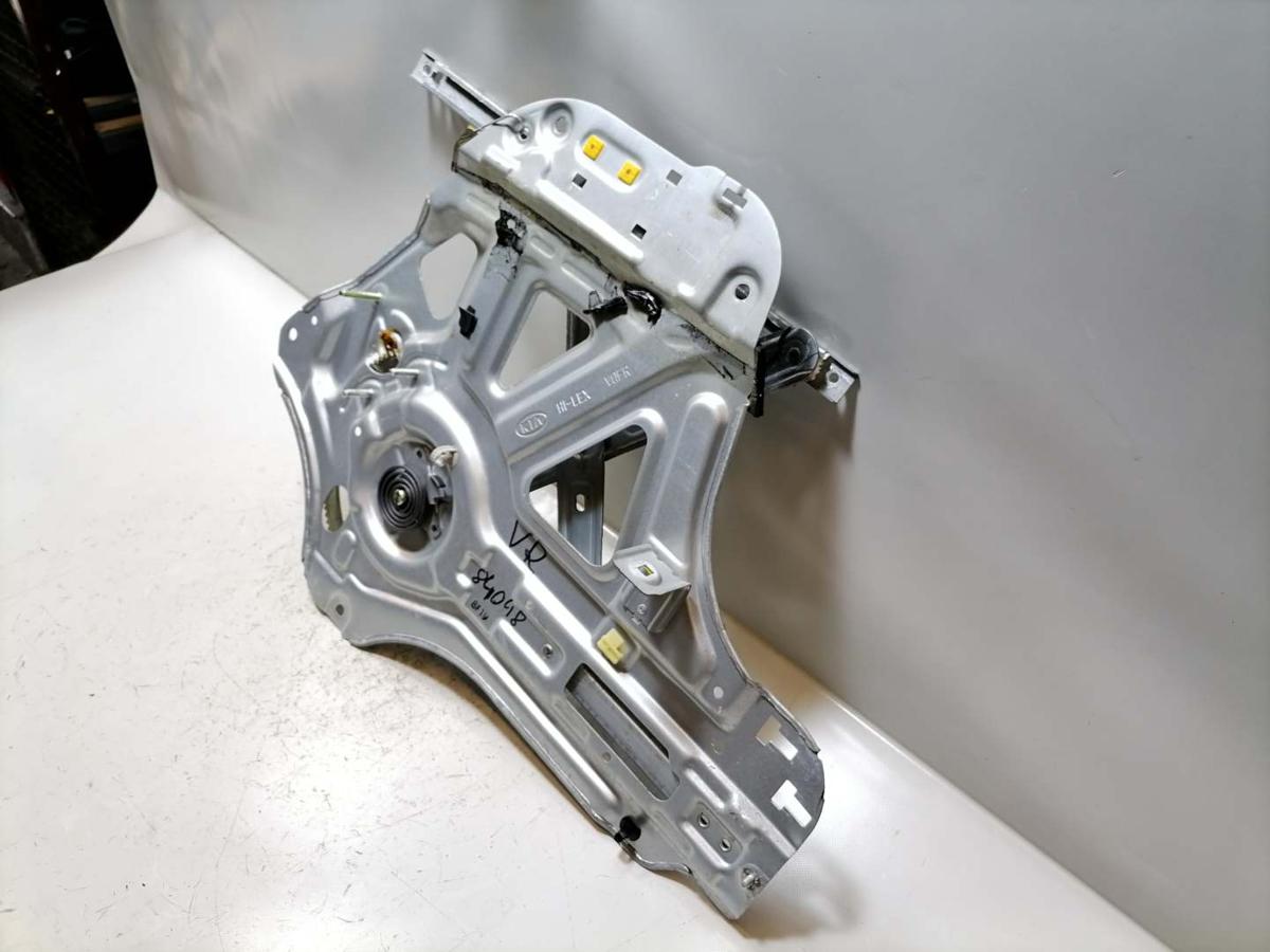 Kia Carnival 2 original Fensterheber vorn rechts elektrisch Bj.2009